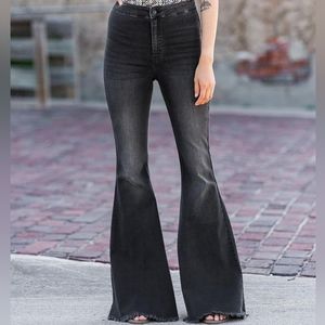 KanCan Signature Ultra High Rise Extreme Flare Dark Wash Jeans VBK1663L 30